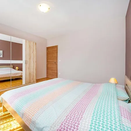 Brkic - Three Bedroom Hotel