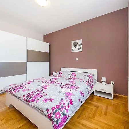 Hotel Brkic - Three Bedroom *