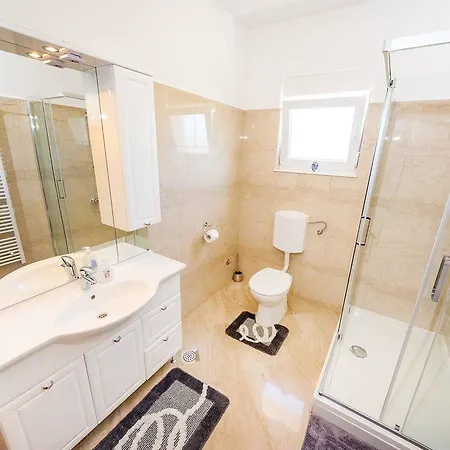 Hotel Brkic - Three Bedroom