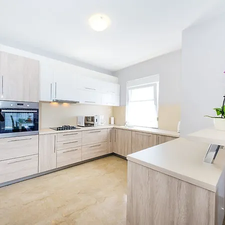 Hotel Brkic - Three Bedroom *